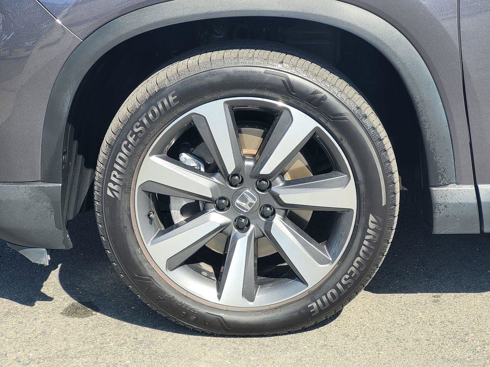 Used 2023 Honda Pilot Touring image 12