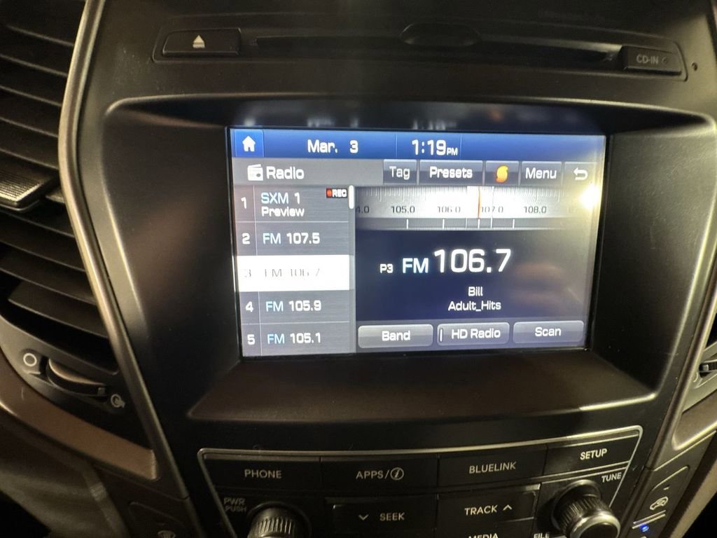 Used 2017 Hyundai Santa Fe SE image 23