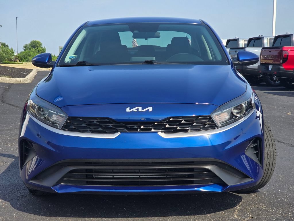 Used 2024 Kia Forte LXS FWD video 3