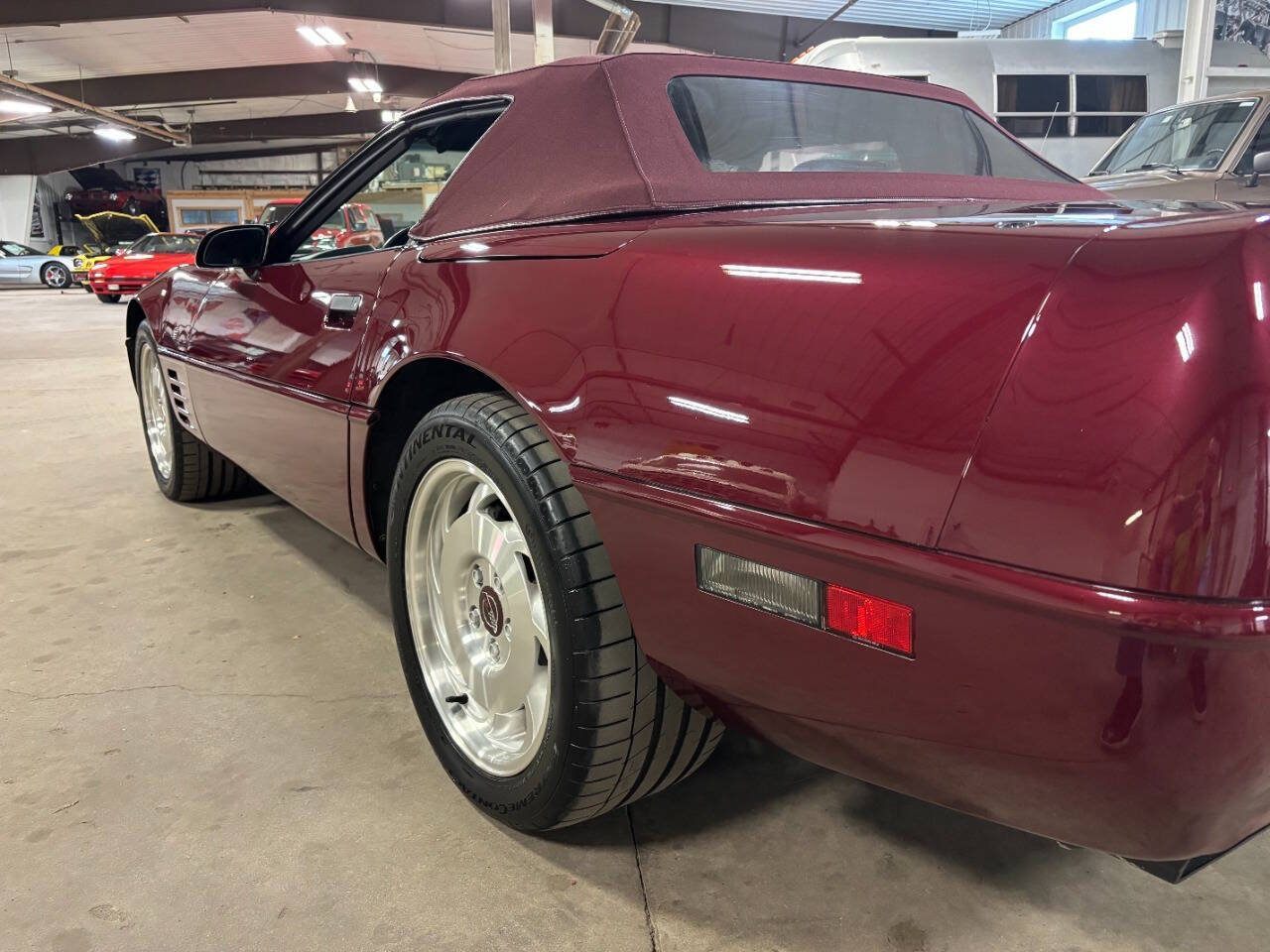 Used 1993 Chevrolet Corvette Convertible RWD image 11