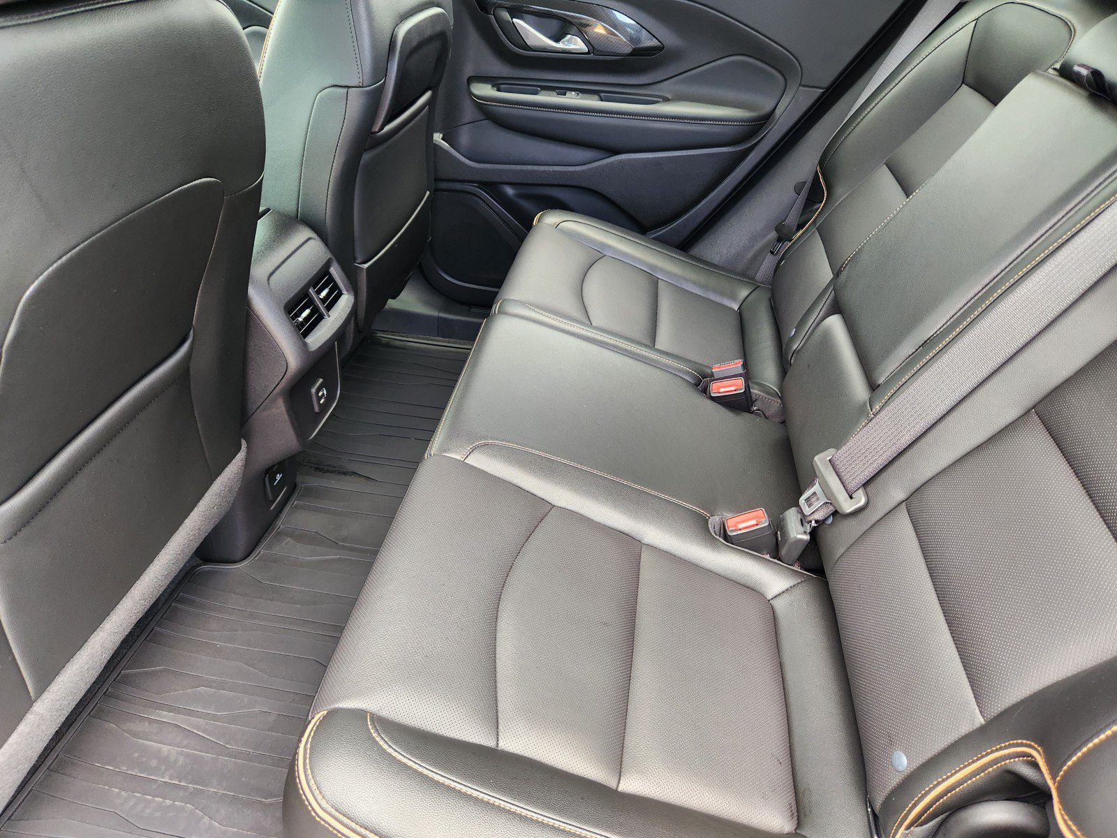 Used 2024 GMC Terrain AT4 w/ Infotainment Package II AWD/4WD image 13