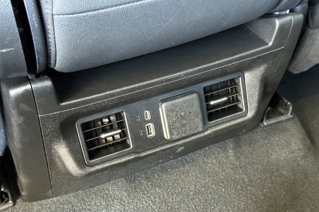 Used 2025 GMC Sierra 1500 SLT AWD/4WD image 44