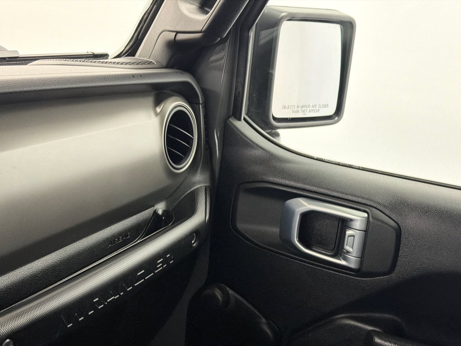 Used 2022 Jeep Wrangler Unlimited Sport AWD/4WD image 28