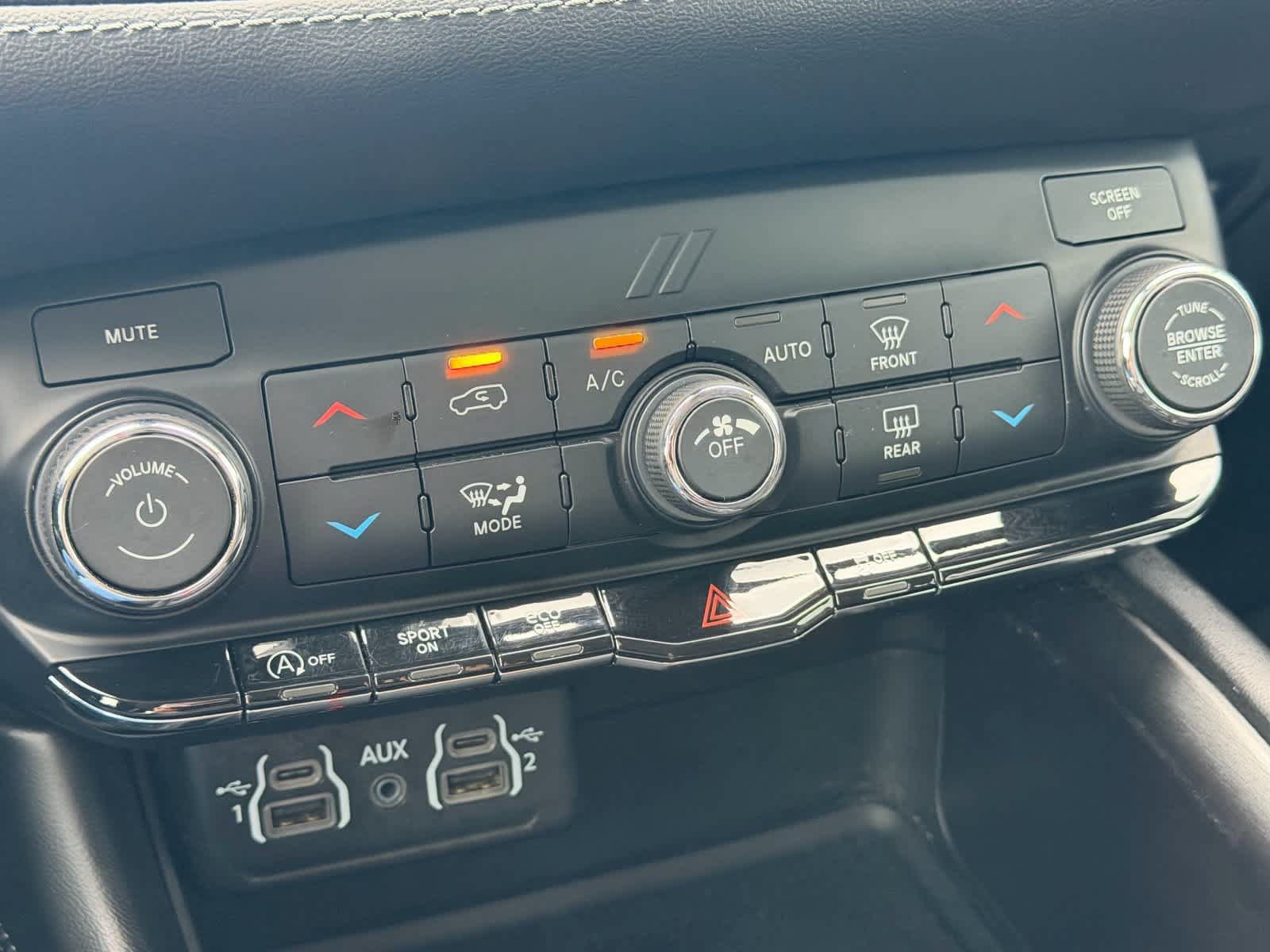 Used 2022 Dodge Durango SXT RWD image 20