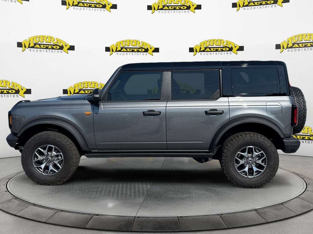 Used 2025 Ford Bronco Badlands AWD/4WD image 2