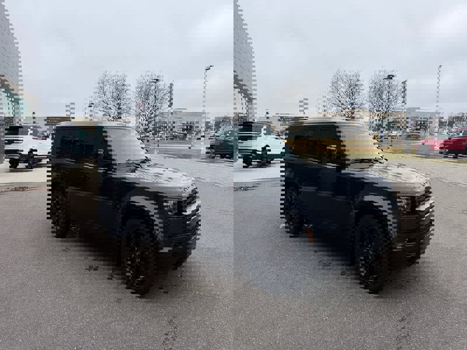 Used 2023 Land Rover Defender 110 V8 image 4