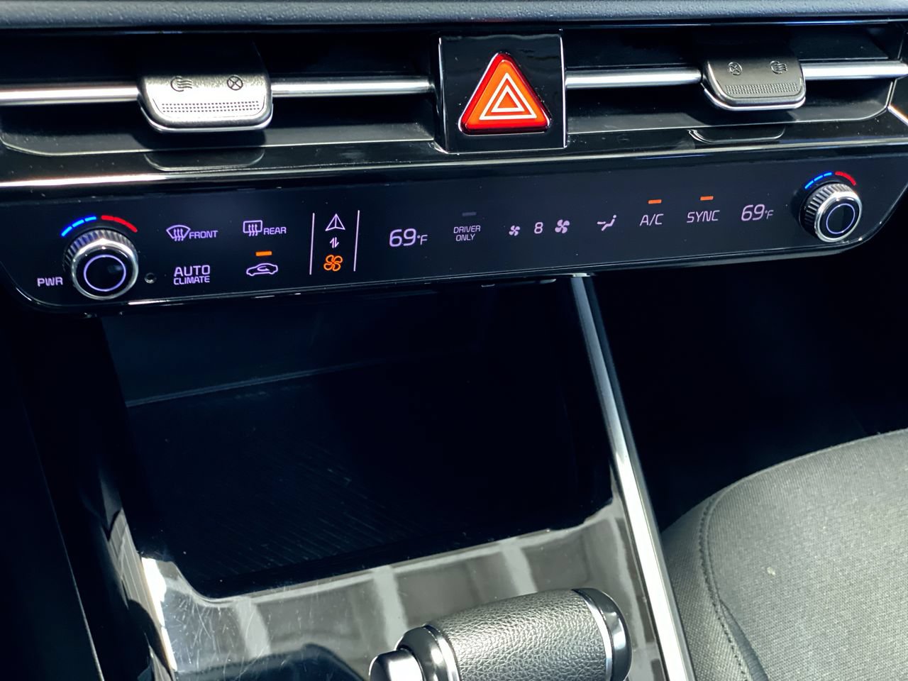 Certified 2025 Kia Niro LX FWD image 23