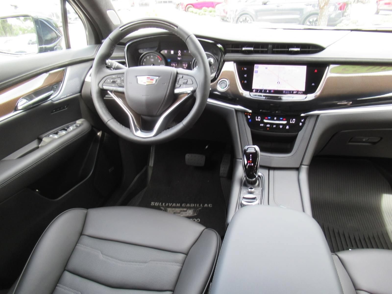 Certified 2025 Cadillac XT6 Premium Luxury w/ Platinum Package AWD/4WD image 14