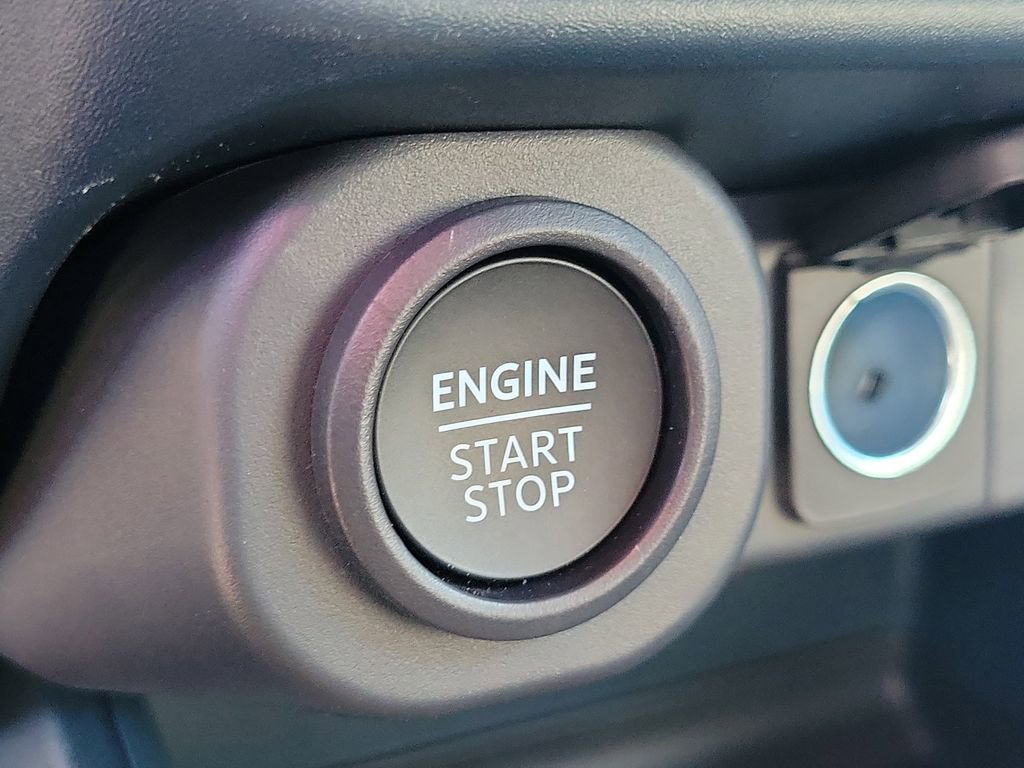 New 2026 Ford Maverick Lariat w/ Black Appearance Package image 30