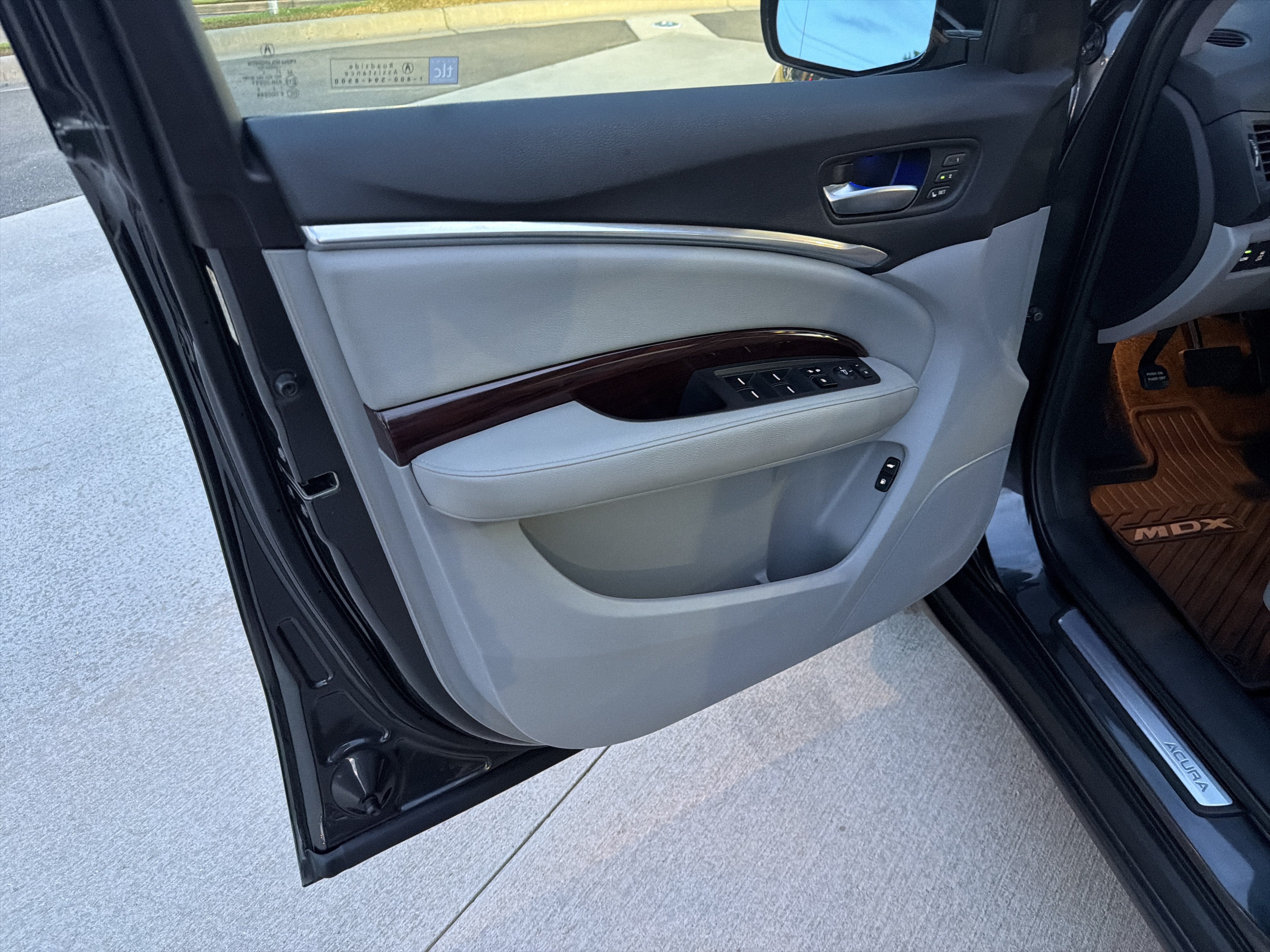 Used 2014 Acura MDX w/ Technology Package AWD/4WD image 14