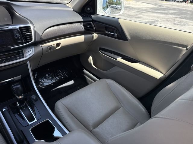 Used 2015 Honda Accord EX-L image 22
