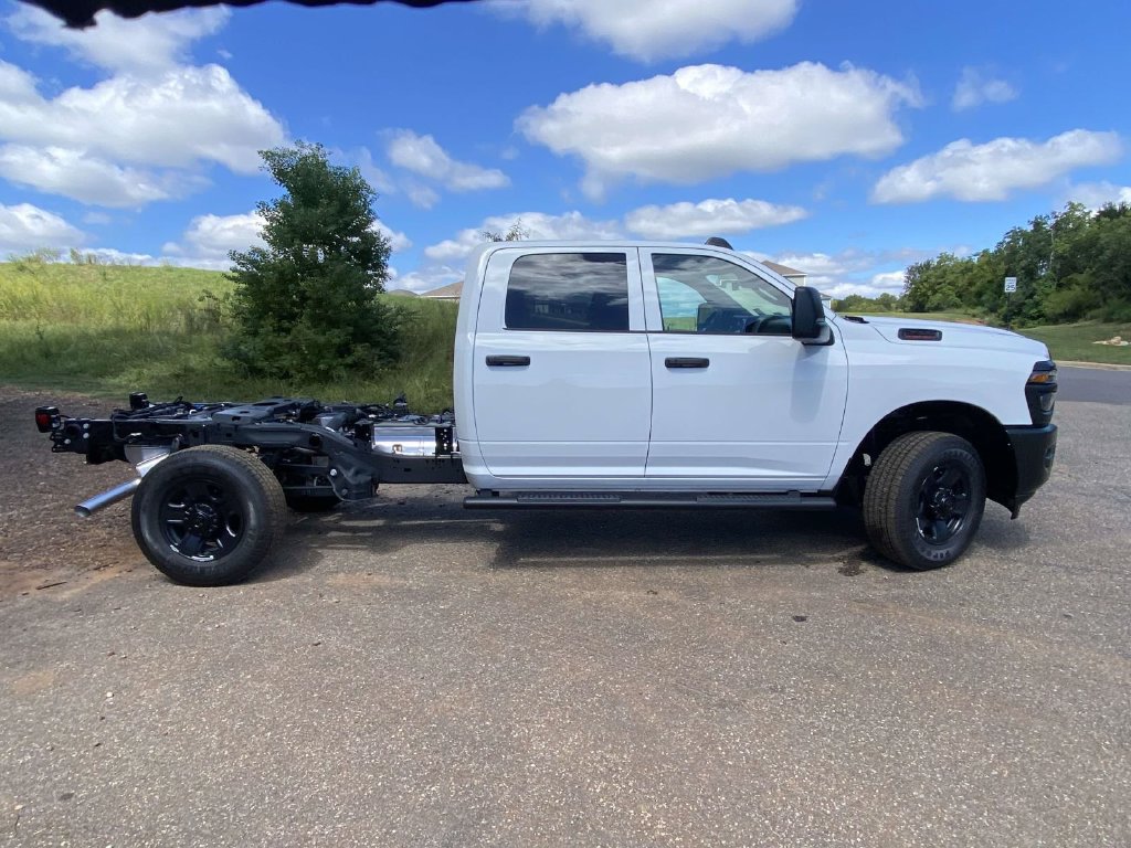 New 2027 RAM 2500 Tradesman AWD/4WD image 6