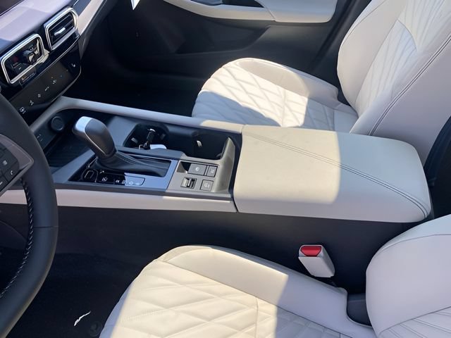 New 2026 Nissan Sentra SL w/ Floor Mat Package FWD image 24