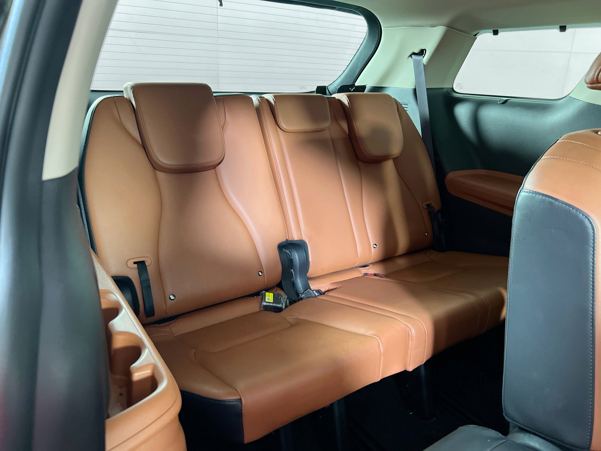 Used 2025 Kia Carnival SX FWD image 28