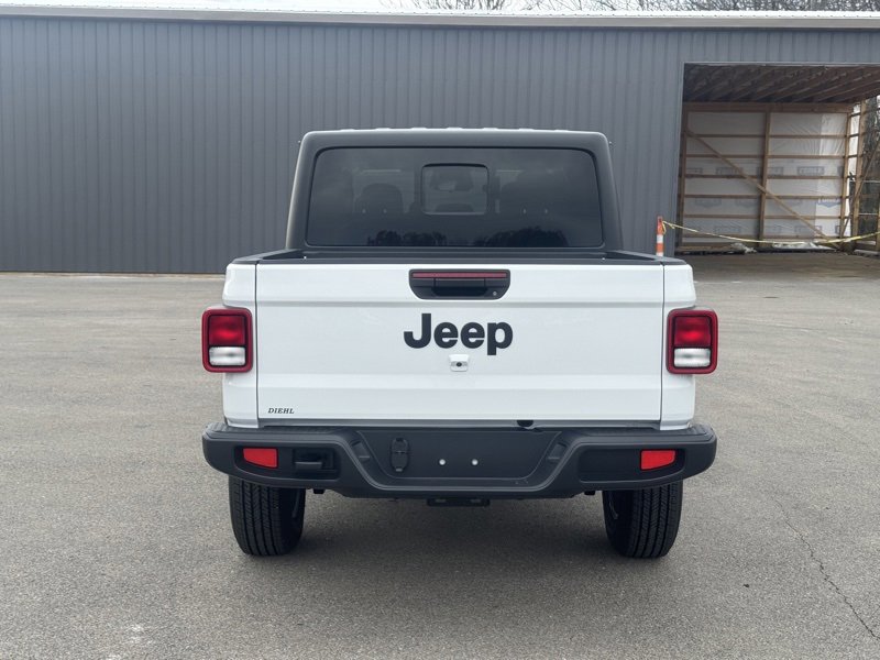 New 2026 Jeep Gladiator Sport image 4
