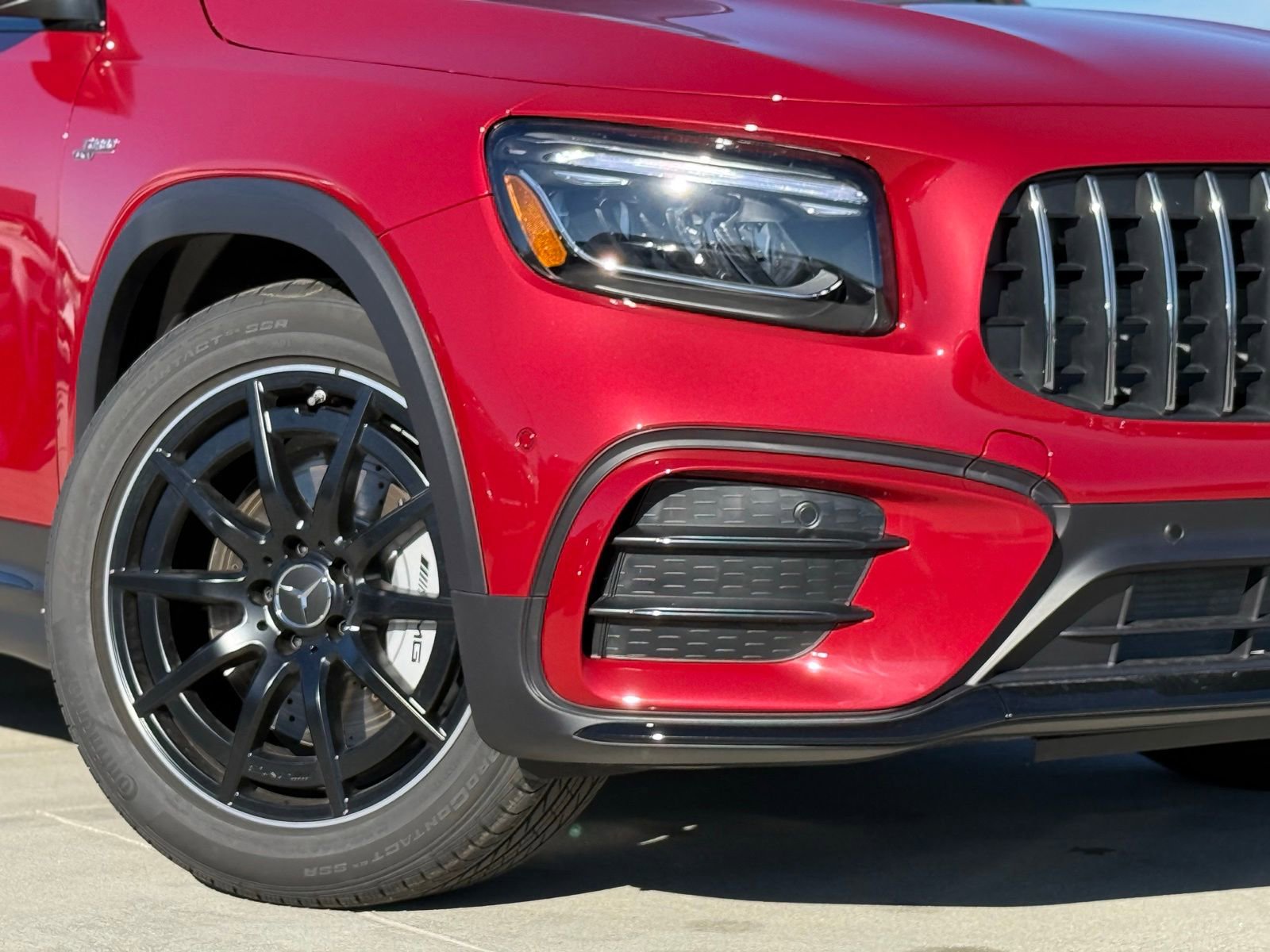 New 2026 Mercedes-Benz GLB 35 AMG 4MATIC image 4
