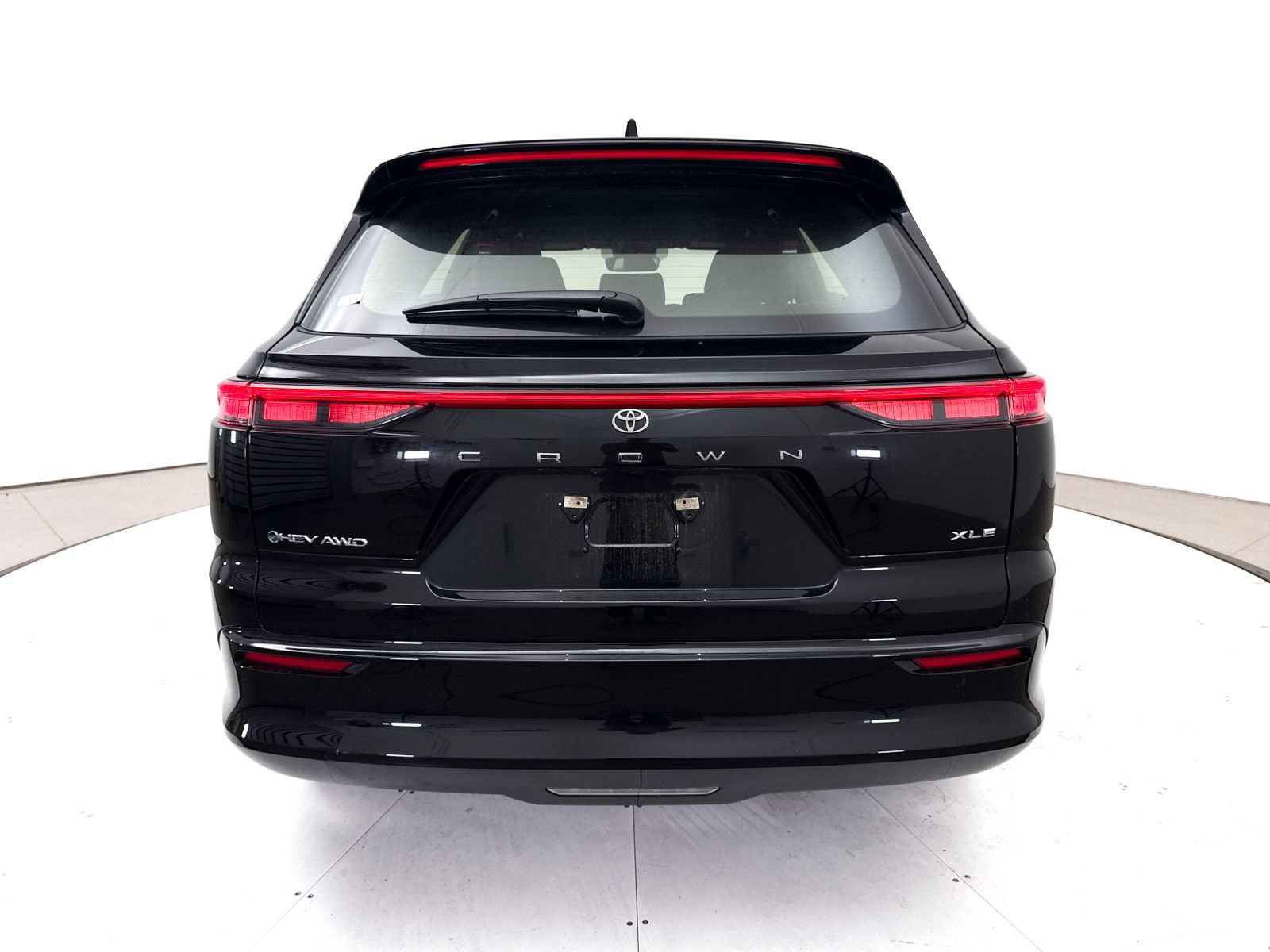 Used 2025 Toyota Crown Signia AWD/4WD image 13
