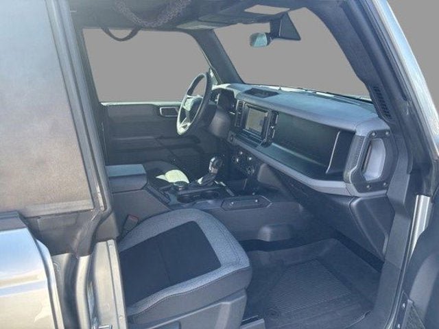 Certified 2023 Ford Bronco 4-Door AWD/4WD image 2