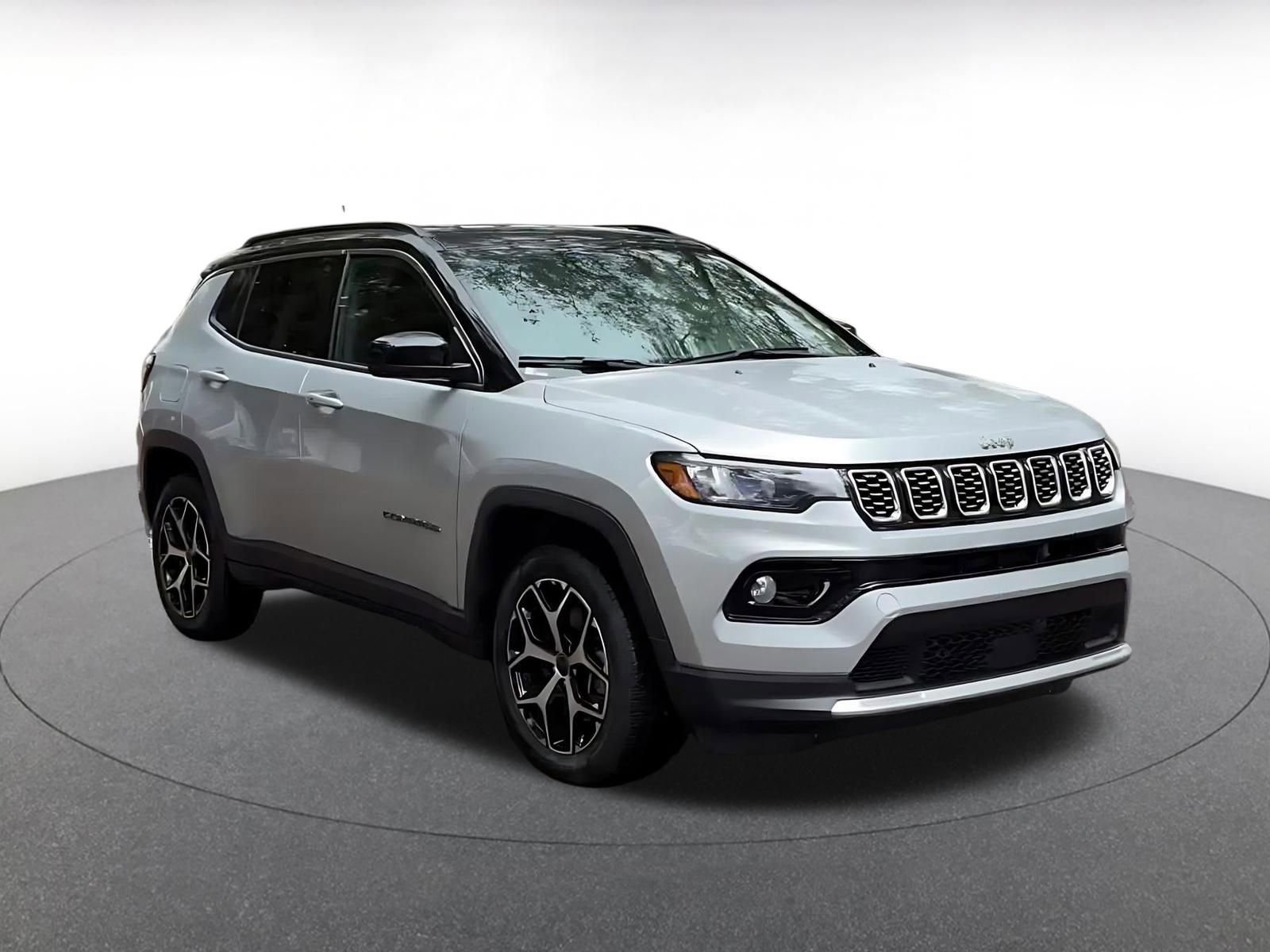 Used 2025 Jeep Compass Limited image 3