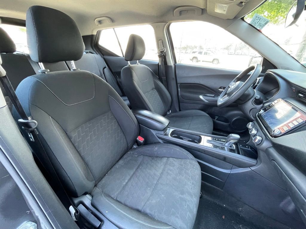 Used 2023 Nissan Kicks SV FWD image 31