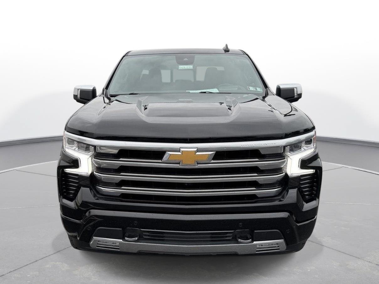 Used 2023 Chevrolet Silverado 1500 High Country w/ Technology Package AWD/4WD image 7