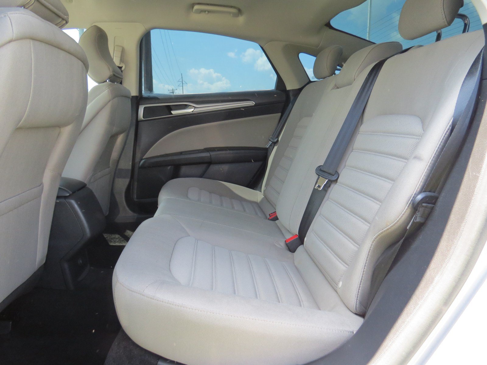 Used 2018 Ford Fusion S FWD image 10