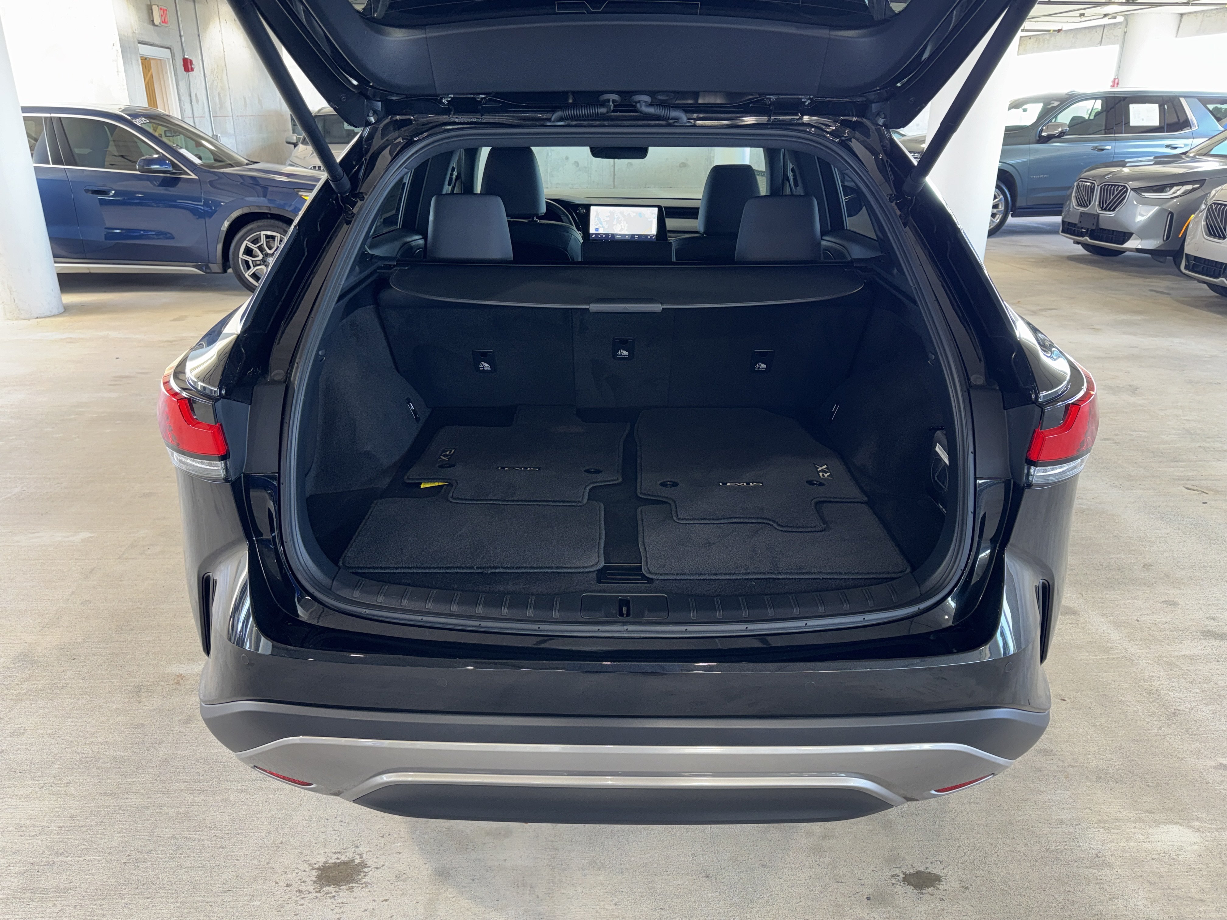 Used 2024 Lexus RX 350 Premium w/ Convenience Package FWD image 13