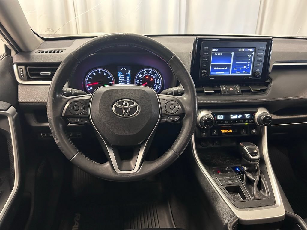 Used 2020 Toyota RAV4 XLE Premium AWD/4WD image 3