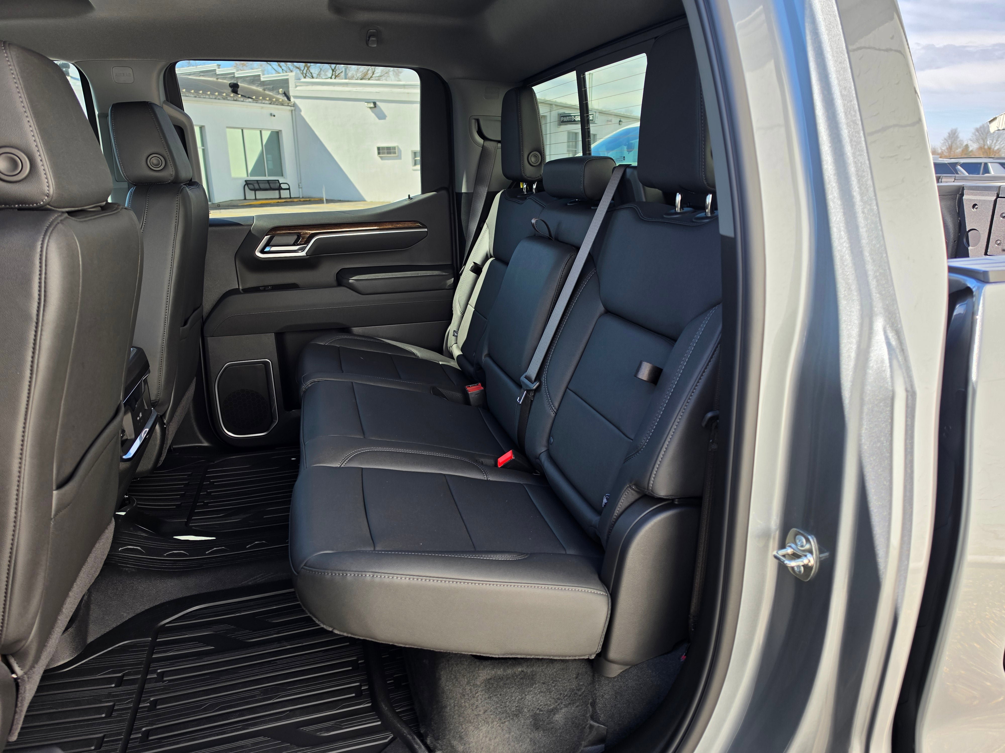New 2026 GMC Sierra 1500 Elevation w/ Elevation Premium Package AWD/4WD image 8