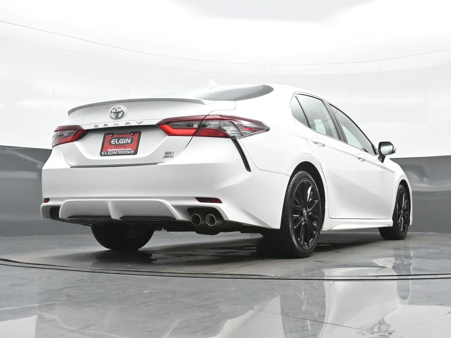 Used 2022 Toyota Camry SE AWD/4WD image 31