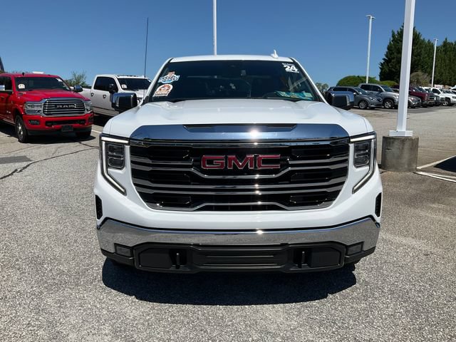 Used 2024 GMC Sierra 1500 SLT RWD image 2