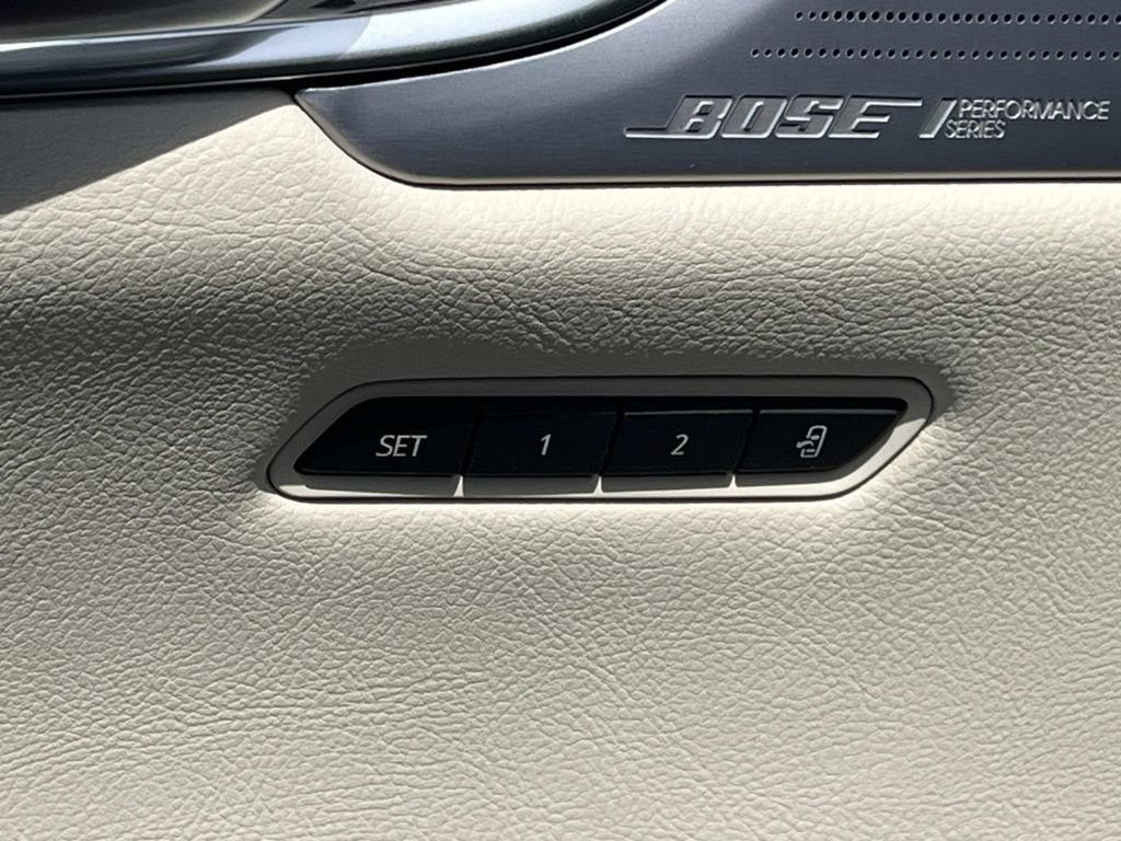 New 2026 Cadillac XT5 Premium Luxury w/ Driver Assist Package AWD/4WD image 25