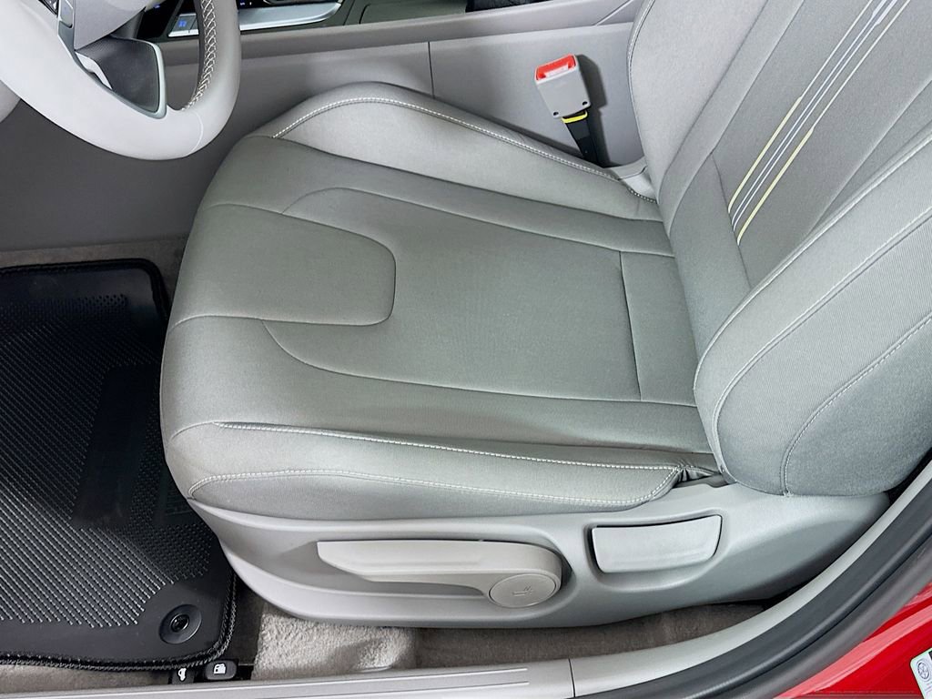 New 2026 Hyundai Elantra Sport w/ Cargo Package image 19