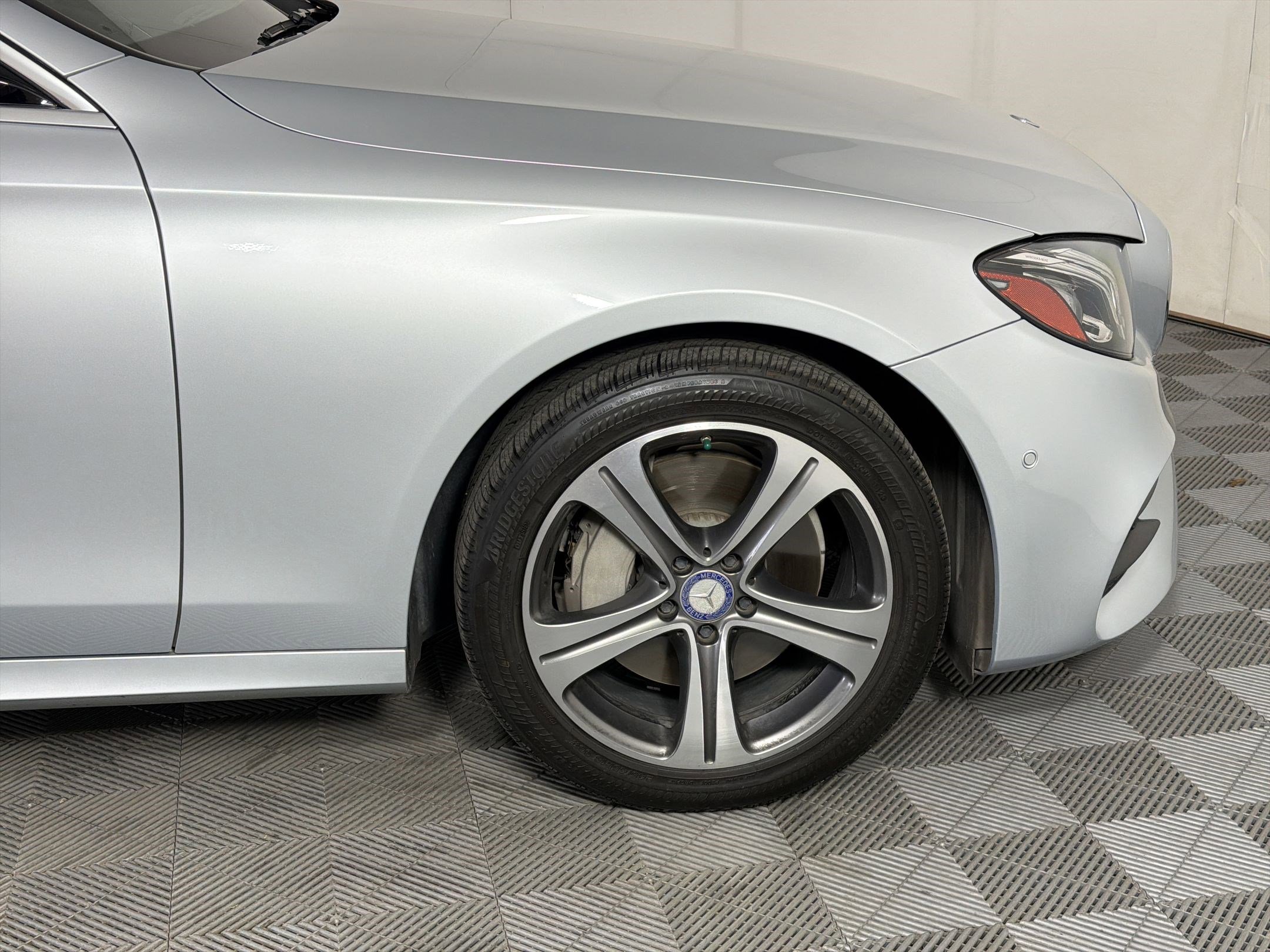 Used 2017 Mercedes-Benz E 300 4MATIC image 12
