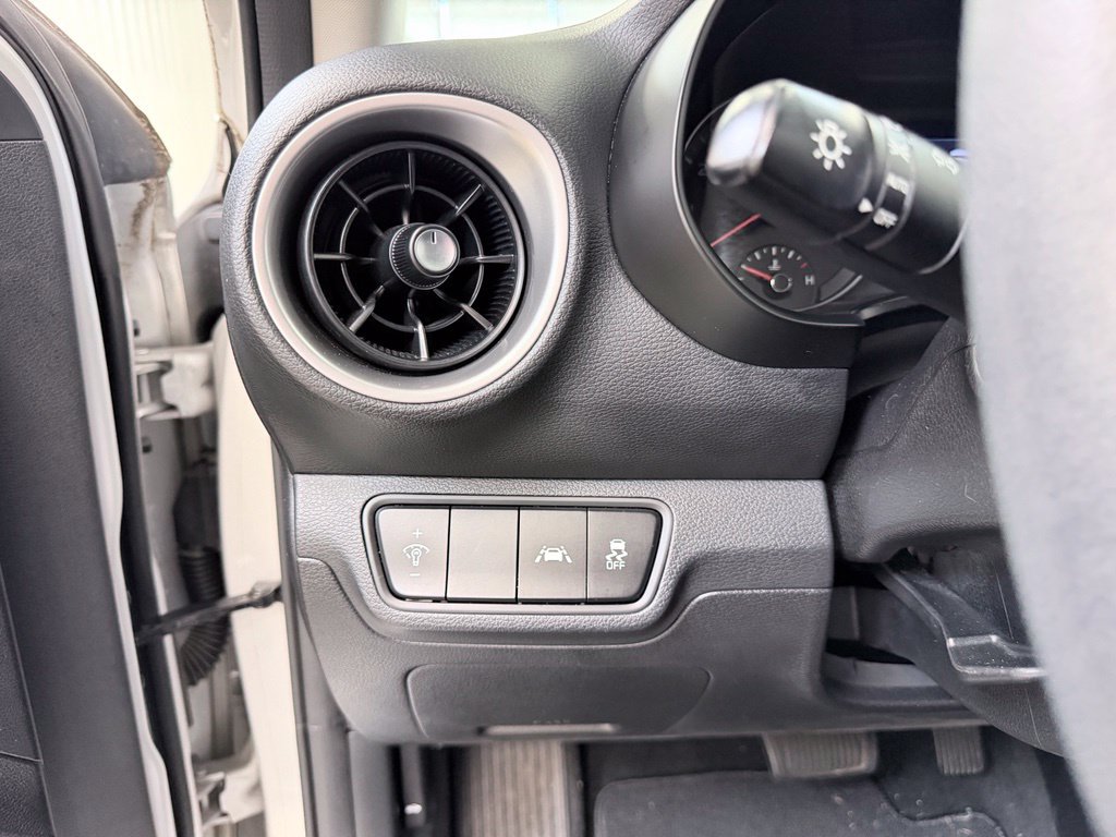 Used 2019 Kia Forte LXS FWD image 34