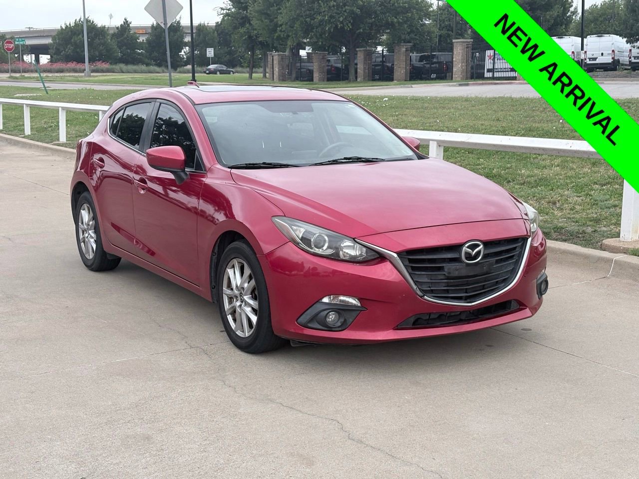 Used 2015 MAZDA MAZDA3 i Grand Touring FWD image 1