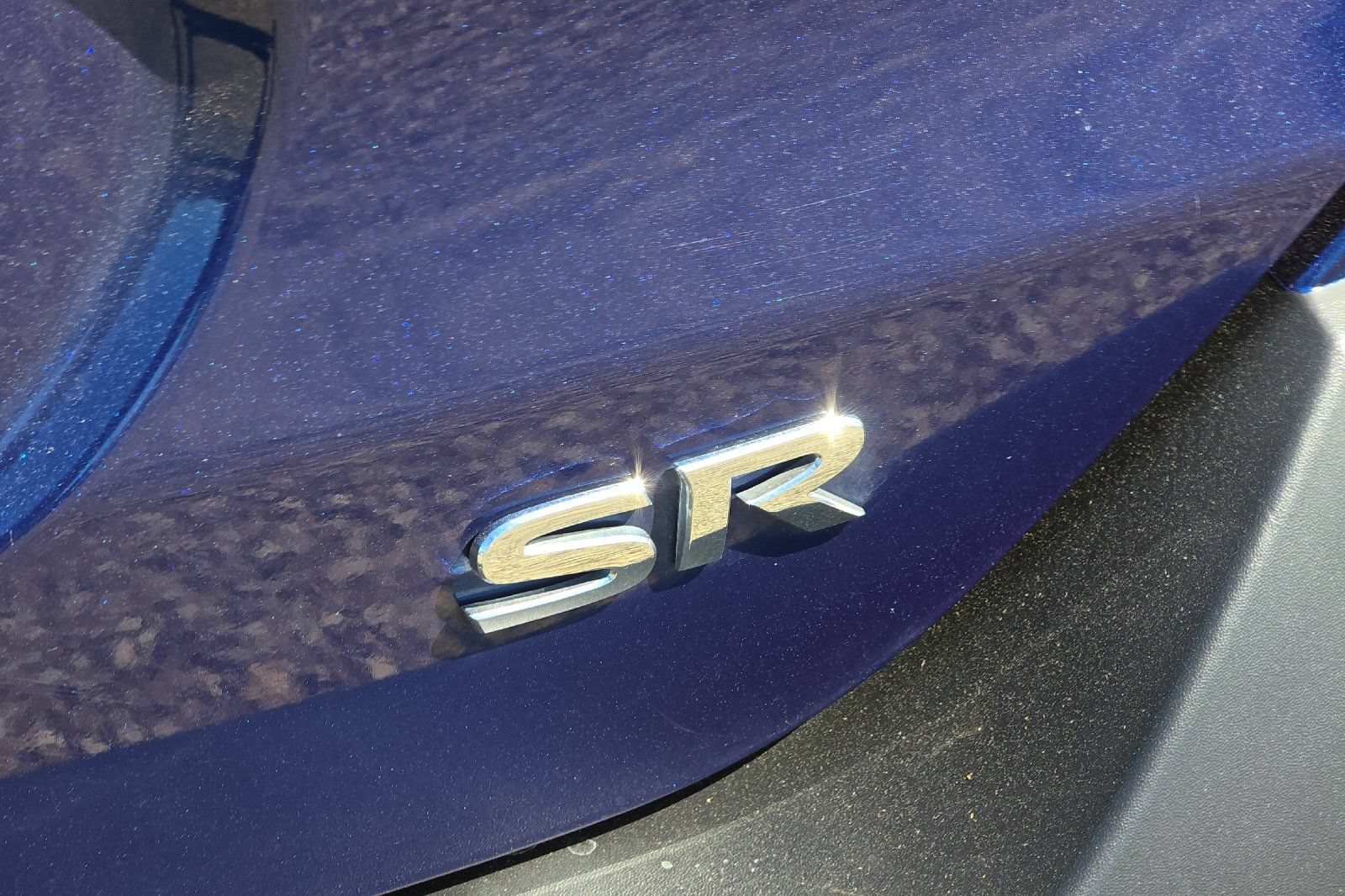 Used 2018 Nissan Kicks SR FWD image 23