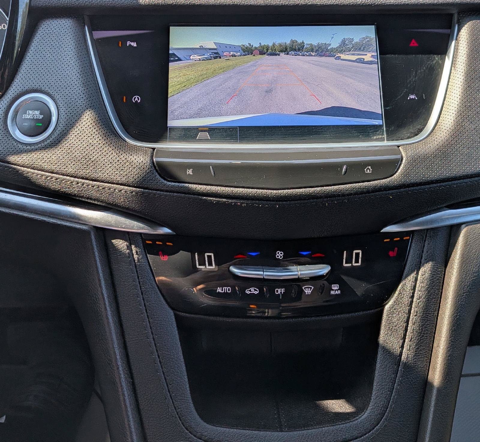 Used 2024 Cadillac XT6 Luxury AWD/4WD image 18