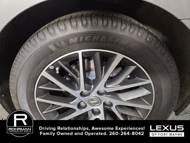 Used 2017 Lexus ES 350 w/ Luxury Package image 11