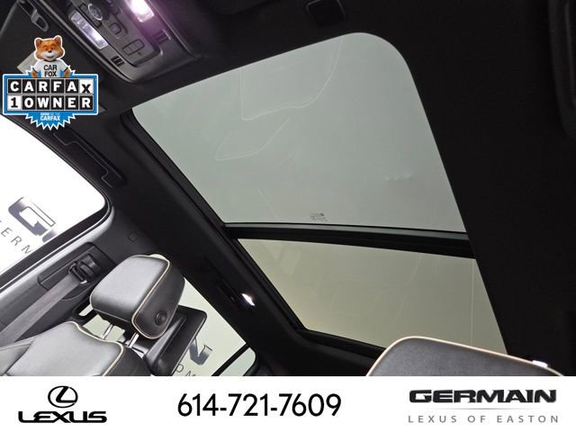 Used 2022 GMC Yukon XL SLT w/ SLT Premium Package image 32