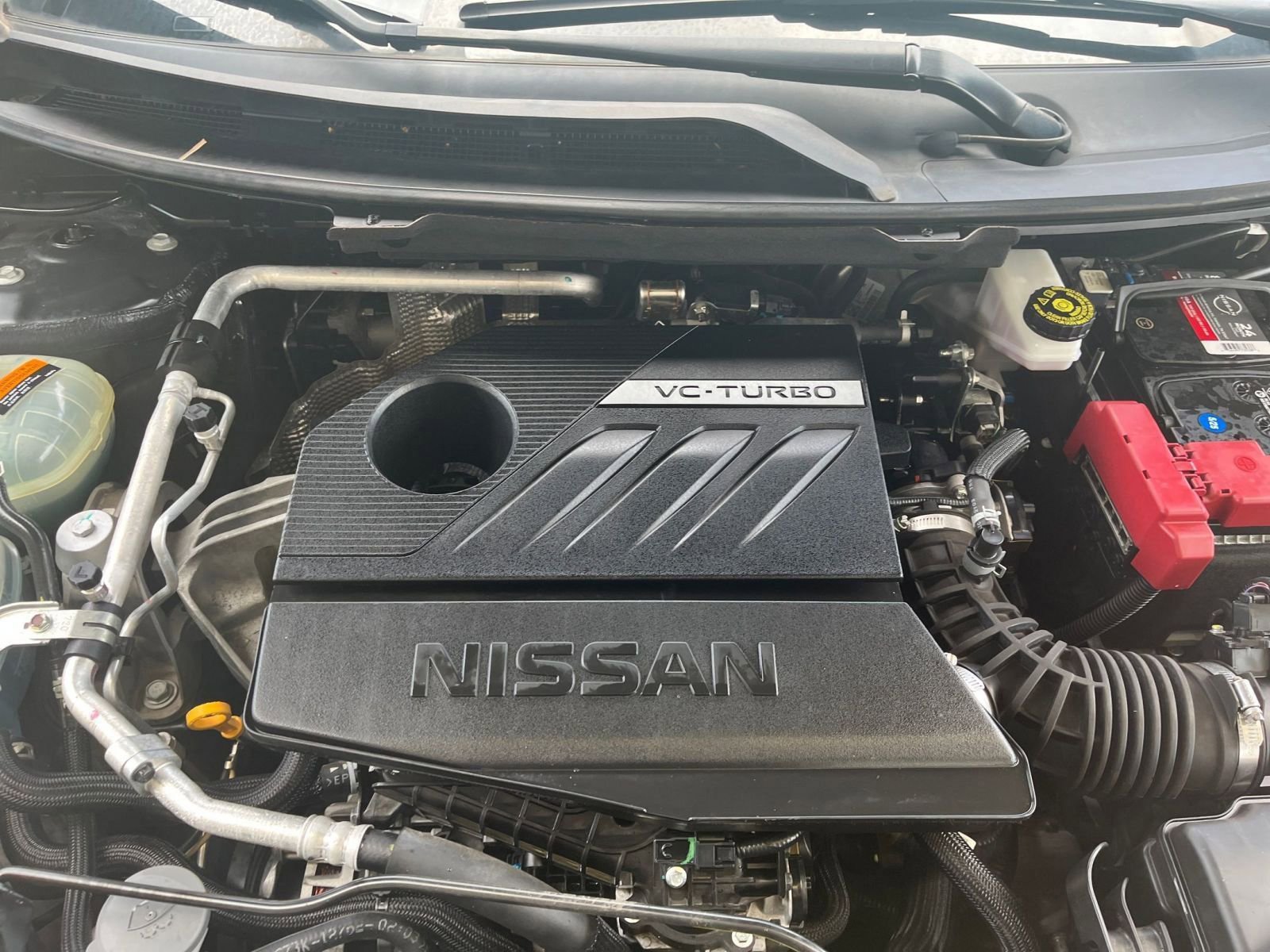 Used 2023 Nissan Rogue SL w/ SL Premium Package image 32