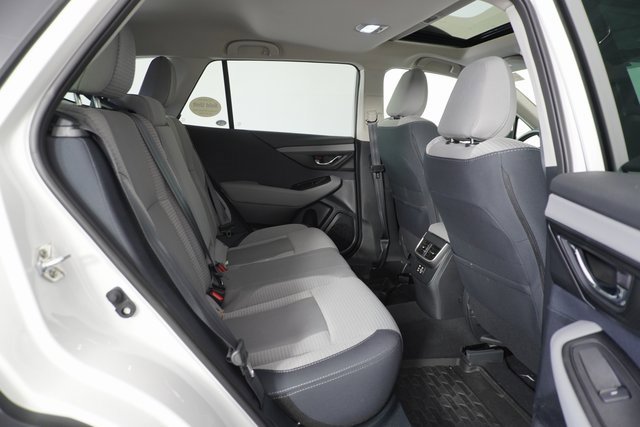 Used 2025 Subaru Outback Premium image 28