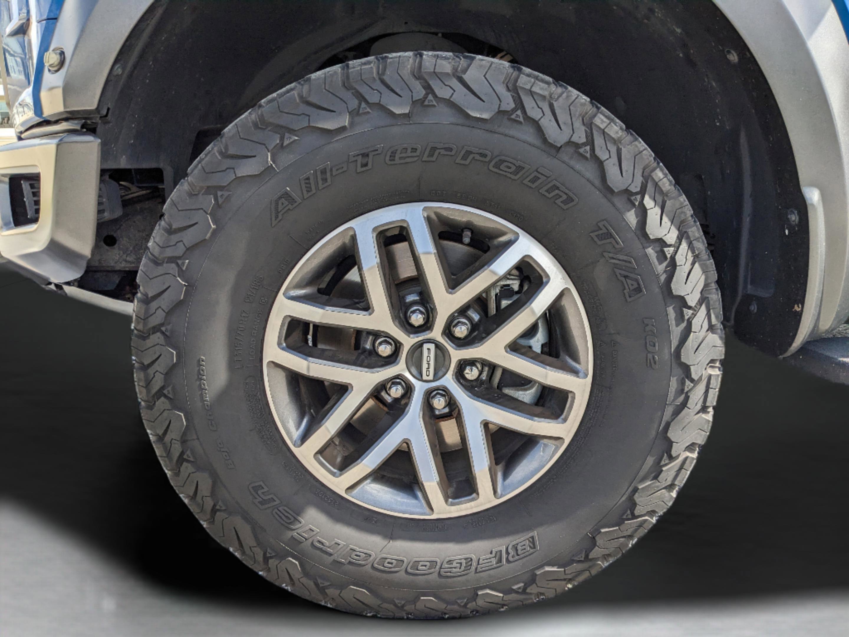 Used 2018 Ford F150 Raptor w/ Equipment Group 802A Luxury image 11