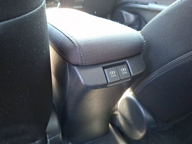 Used 2020 Toyota Prius LE AWD/4WD image 11