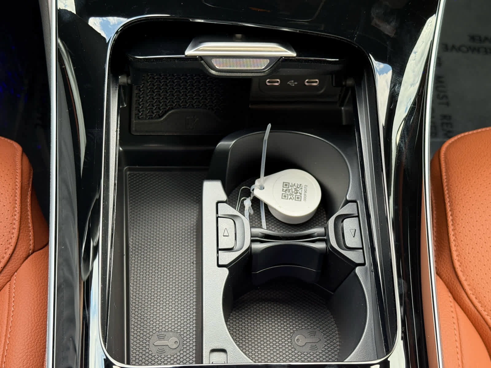 Used 2025 Mercedes-Benz C 300 4MATIC Sedan image 18