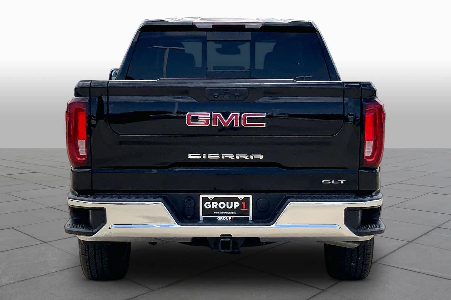 Used 2024 GMC Sierra 1500 SLT AWD/4WD image 5