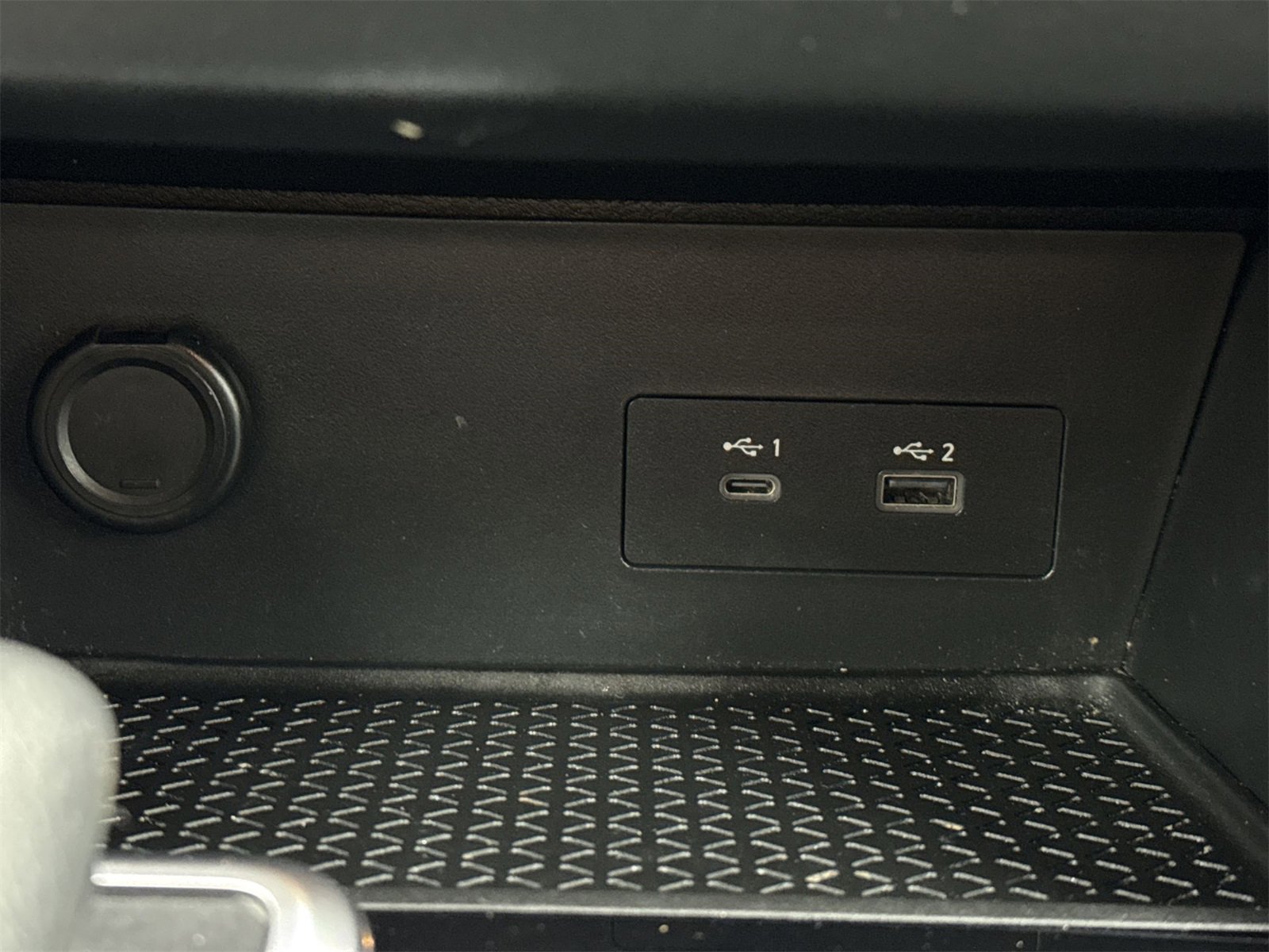 Used 2022 Nissan Pathfinder S image 31