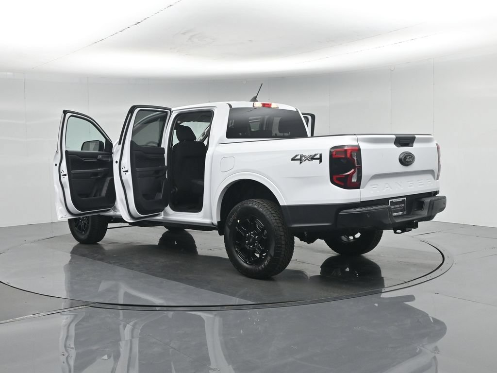 New 2026 Ford Ranger XLT w/ Black Appearance Package AWD/4WD image 31
