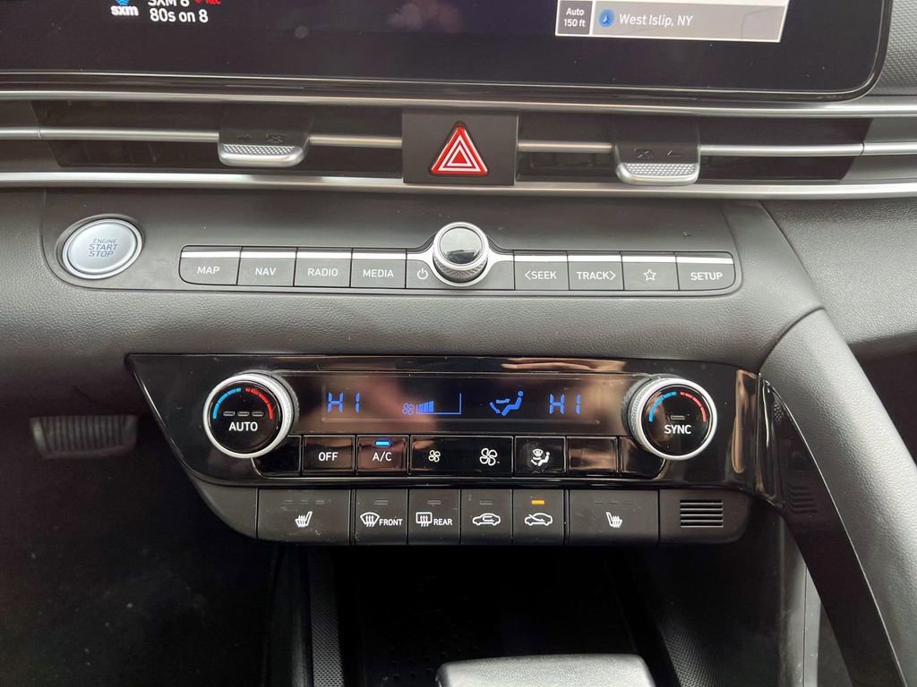 Certified 2023 Hyundai Elantra SEL w/ Convenience Package image 19