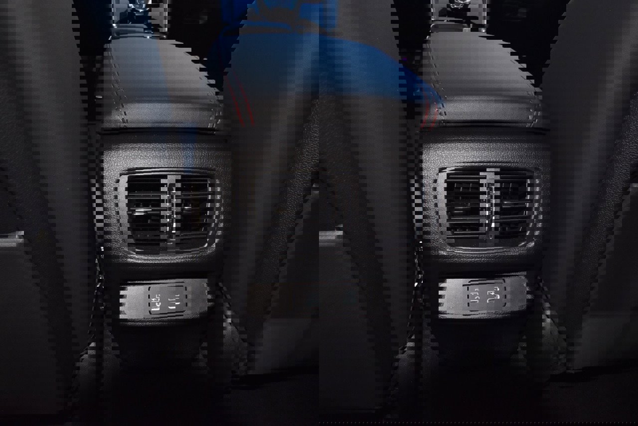 Used 2025 Acura TLX SH-AWD w/ A-SPEC Pkg image 18